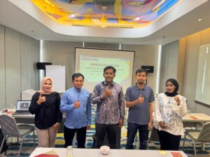 Pelatihan GIS Tingkat Dasar dengan QGIS untuk SDM Karakatau Steel